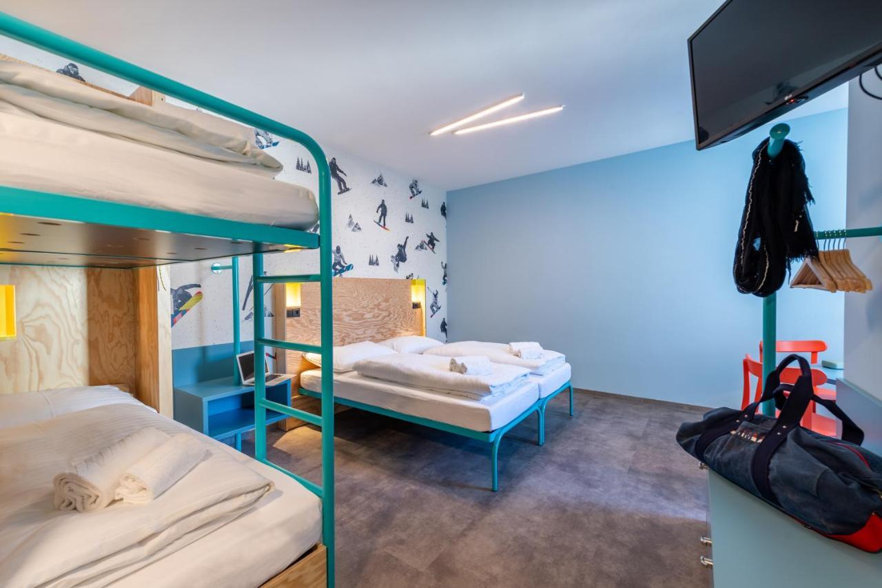 Meininger Hotel Innsbruck Zentrum ภายนอก รูปภาพ