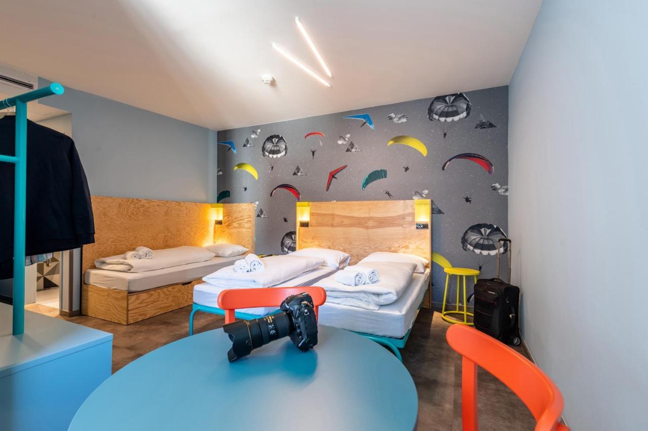 Meininger Hotel Innsbruck Zentrum ภายนอก รูปภาพ